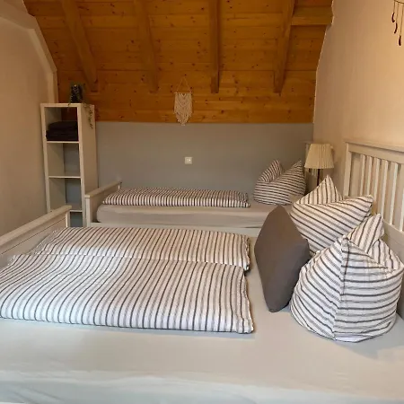 Gaestehaus Brigitte Duri בית הארחה רוסט