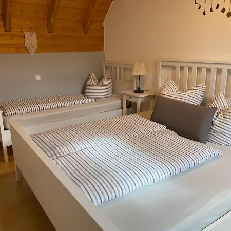 בית הארחה Gaestehaus Brigitte Duri רוסט