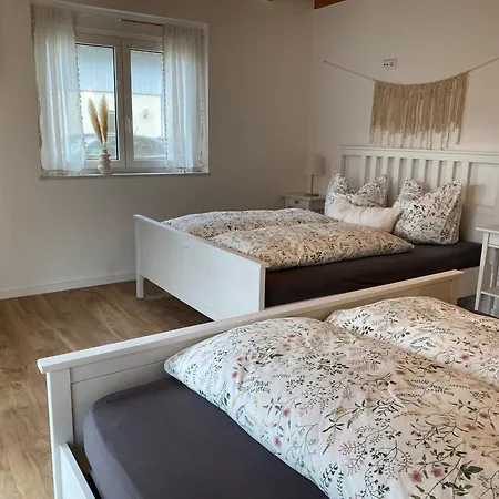 בית הארחה Gaestehaus Brigitte Duri 3*